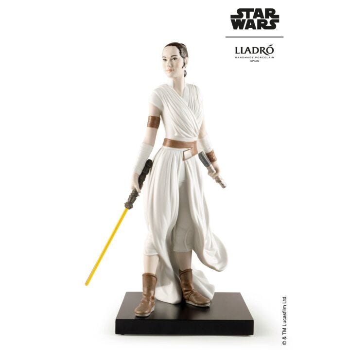 Rey™ Figurine