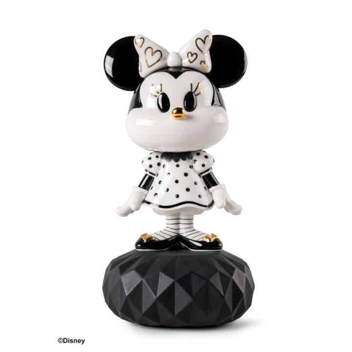 Minnie Sculpture