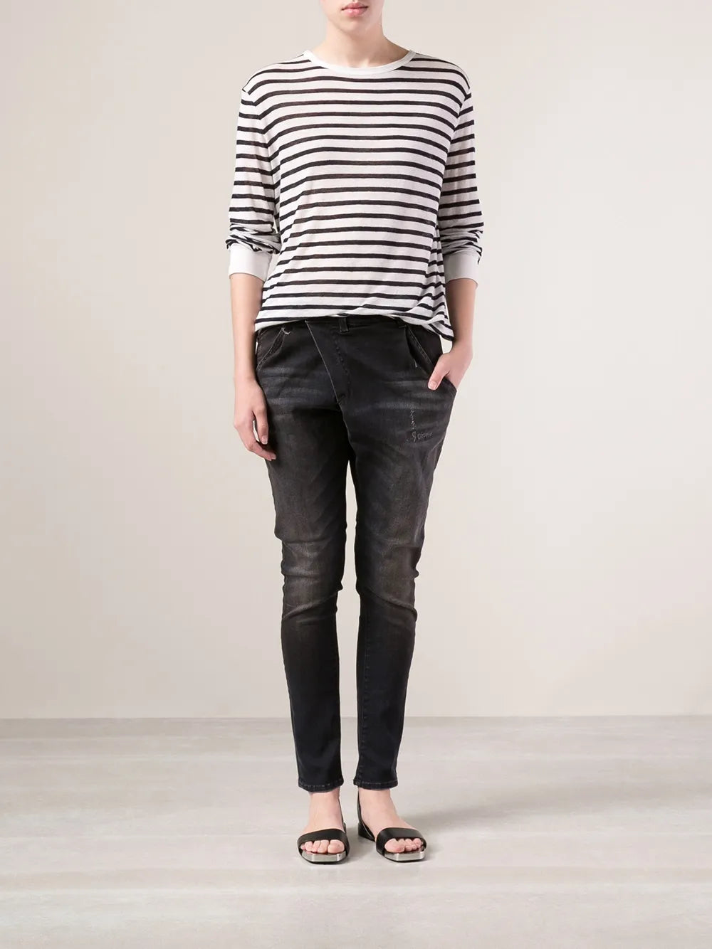'X-Over' Jeans