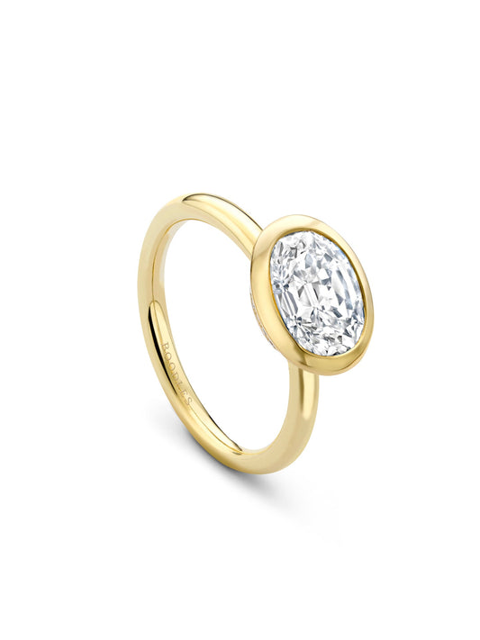 Florentine Oval Diamond Ring