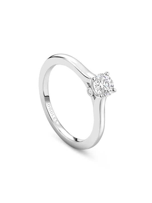 Classic Diamond Ring 0.7 Carat FVS1