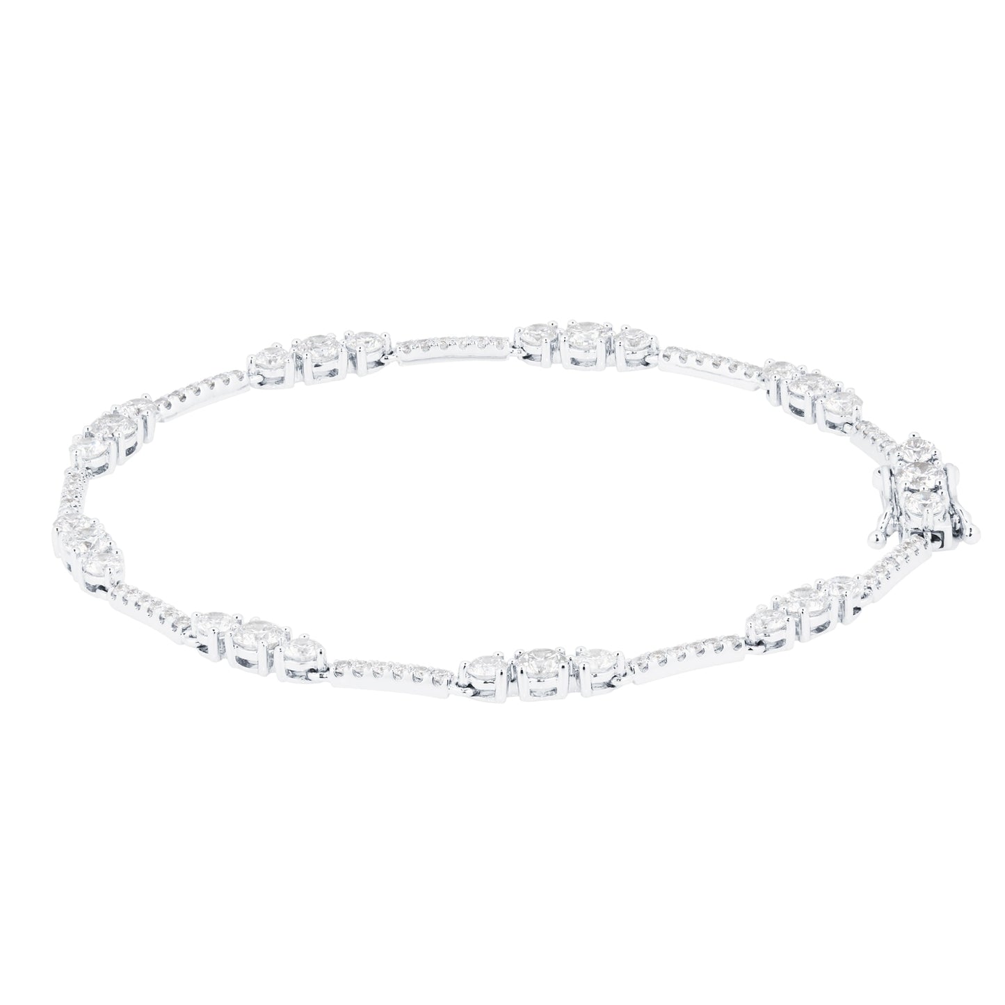 White Gold 3.80cttw Diamond Graduated Tennis Bracelet