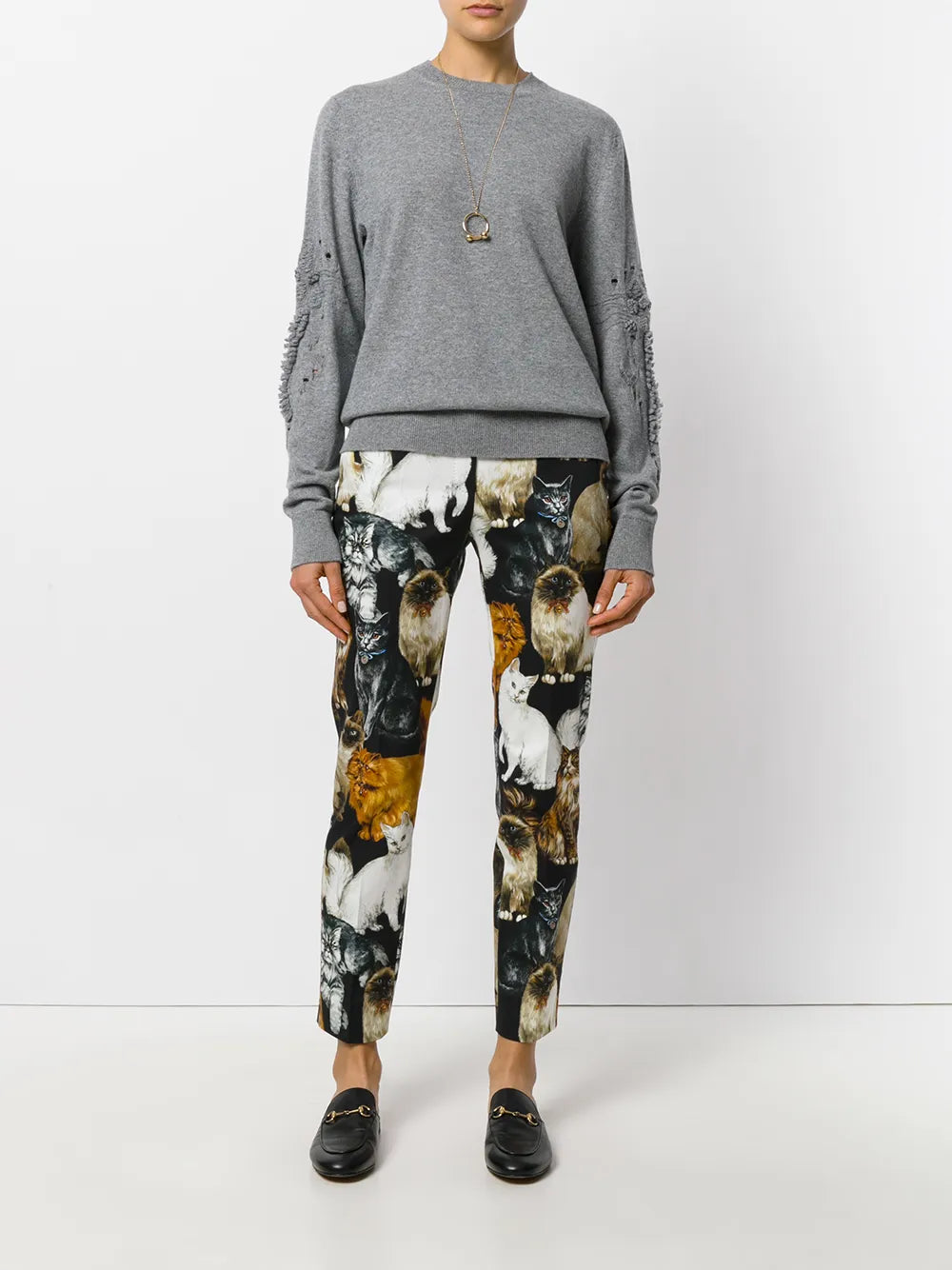 Romantic Timeless Cashmere Round Neck Pullover
