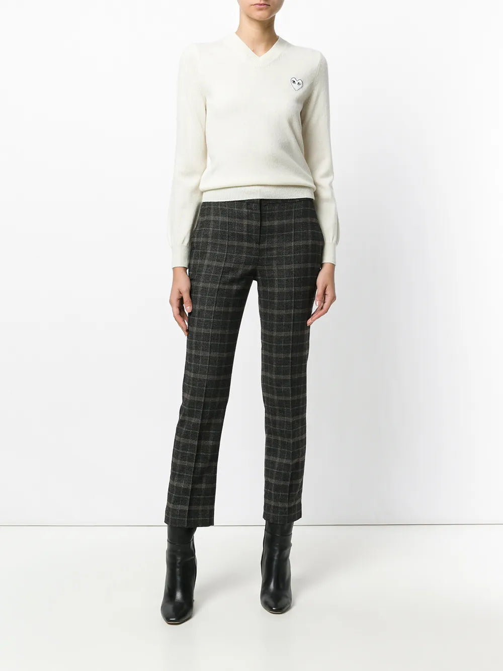V-Neck Pullover