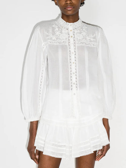 Ronda Floral-Embroidery Blouse