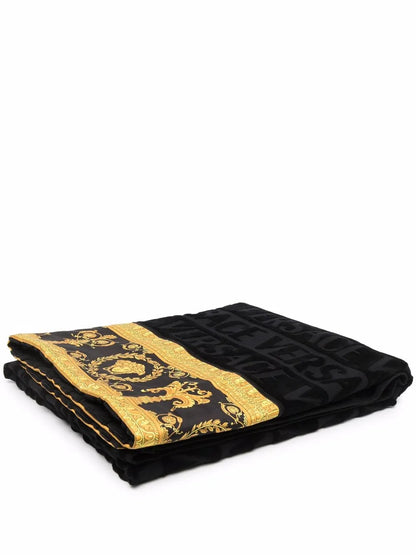 I ♡ Baroque Bath Towel