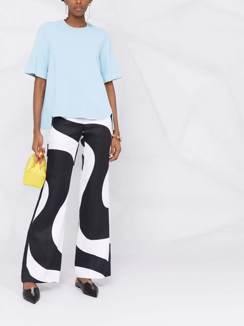 Strong Silhouette Short-Sleeve T-Shirt