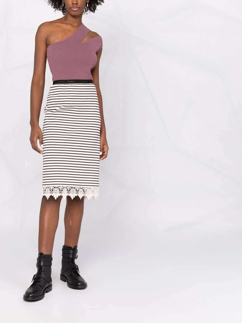 Floral-Embroidery Pencil Skirt