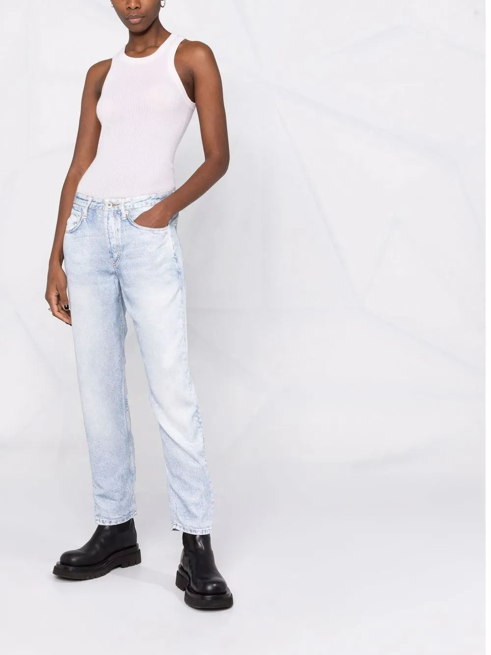 Rosa Tapered Jeans