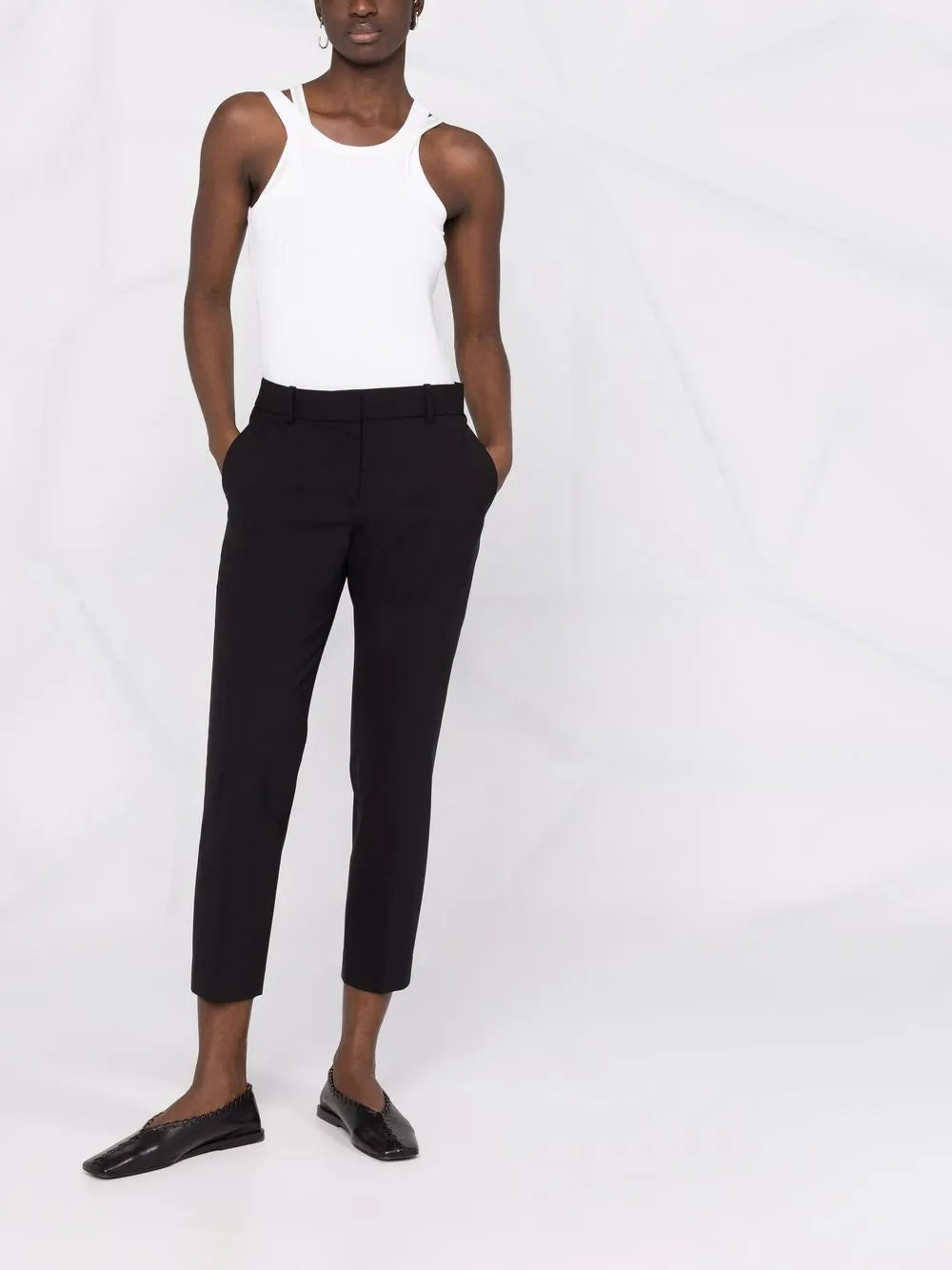 Mid-Rise Cropped Trousers