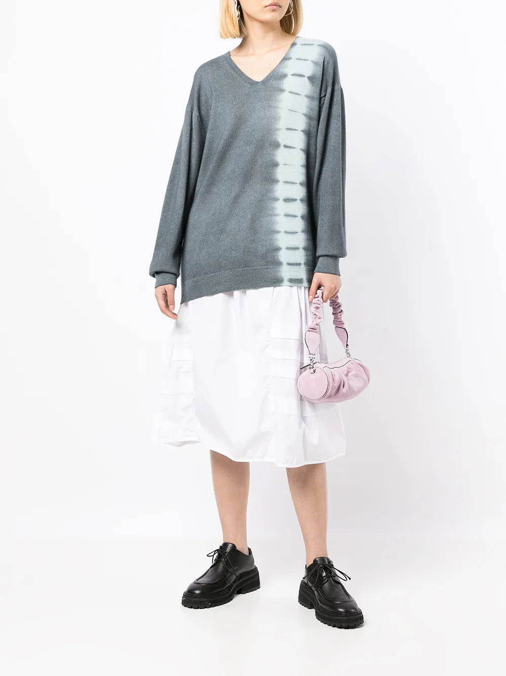 Seamless Cashmere V-Neck Pullover
