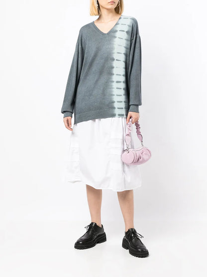Seamless Cashmere V-Neck Pullover