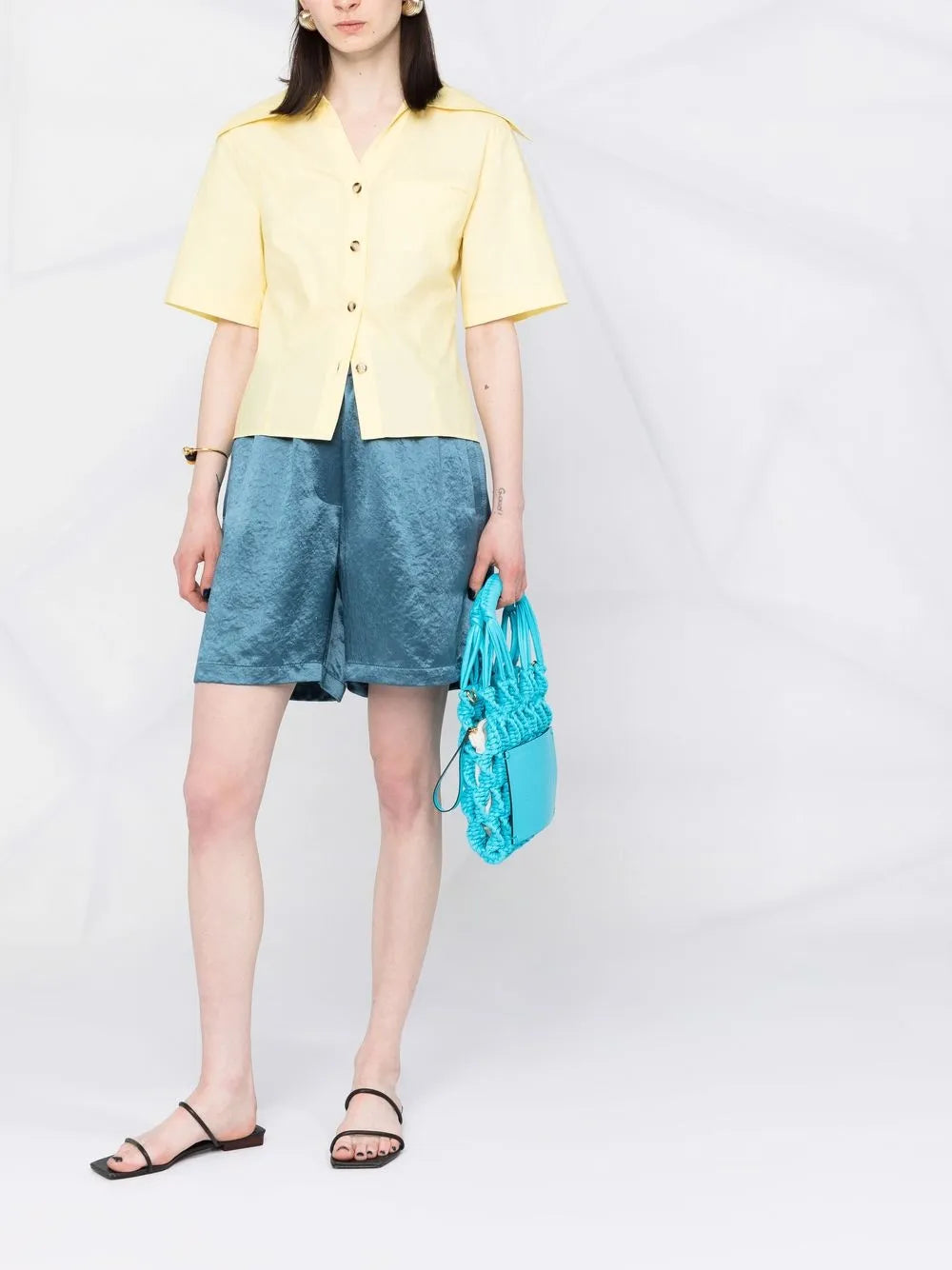Wide-Collar Short-Sleeve Shirt