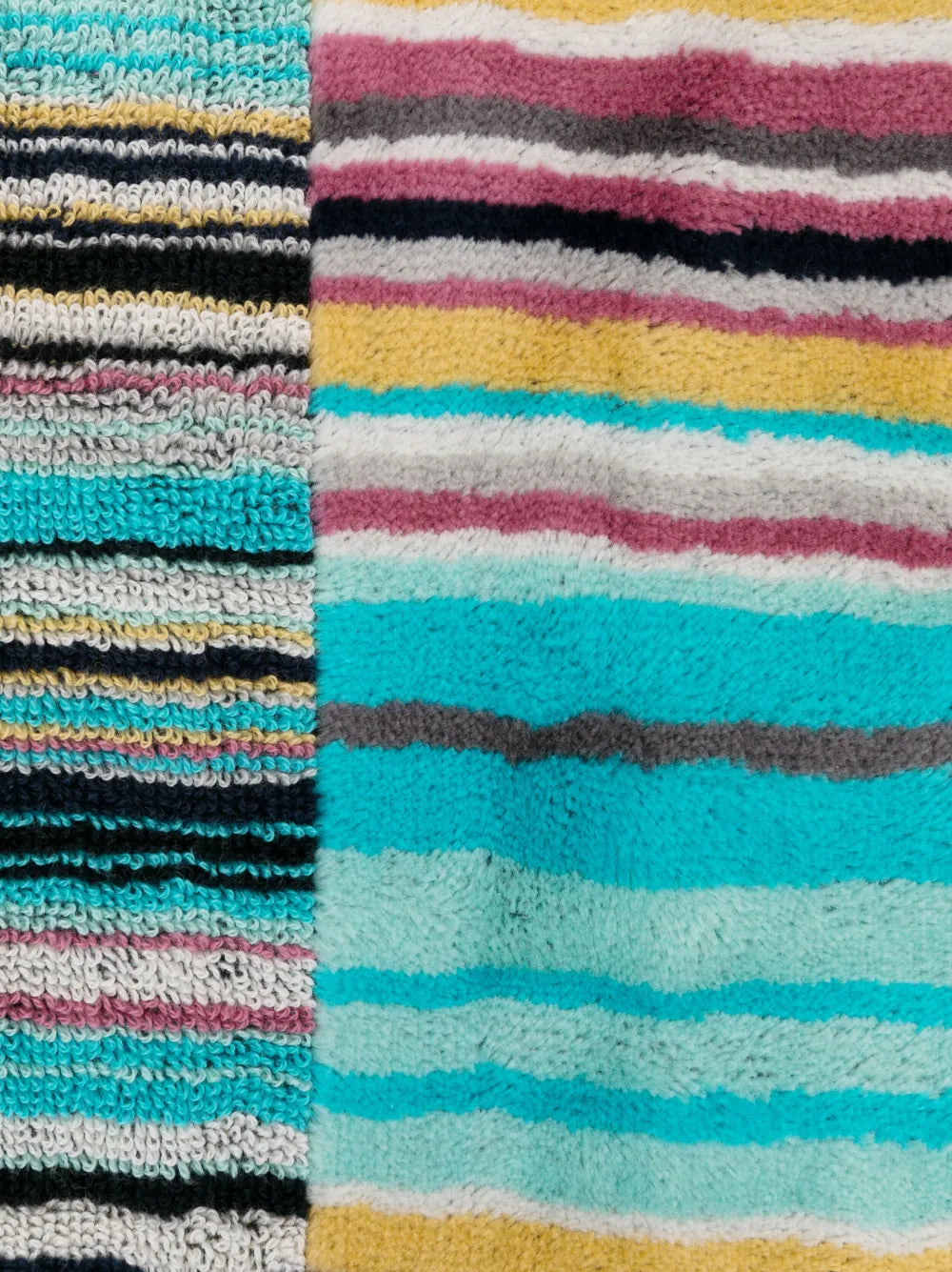 Jazz Stripe-Pattern Towel
