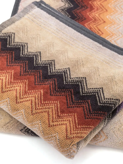 Byron Zigzag Pattern Bath Towel