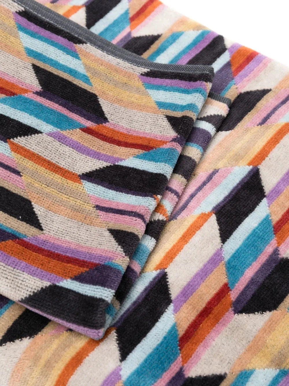 Brody Zigzag Pattern Bath Towel