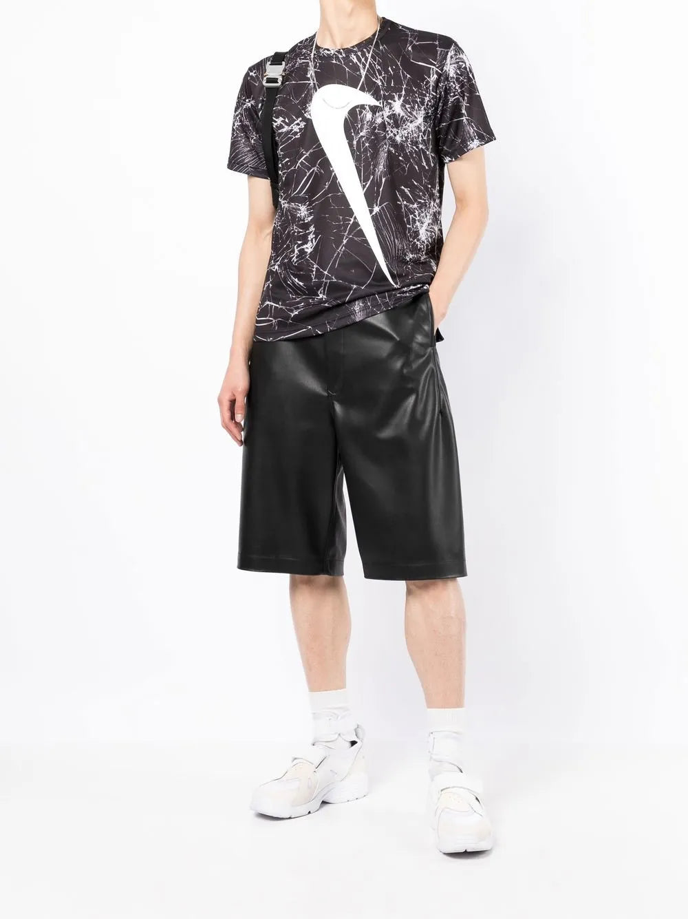 Swoosh-Print Cracked T-Shirt