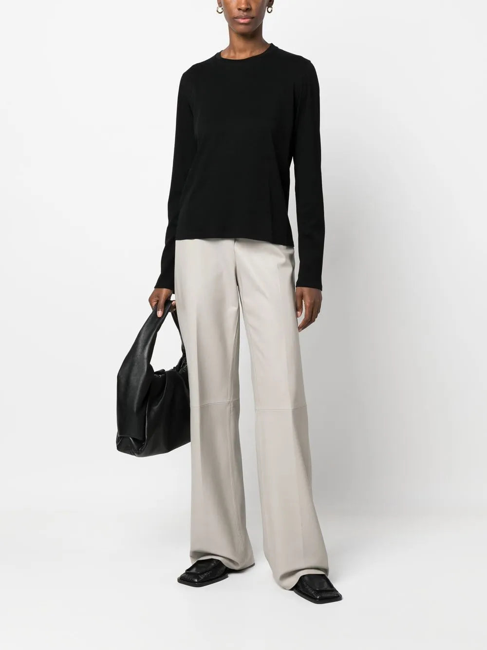 Round-Neck Long-Sleeved T-Shirt