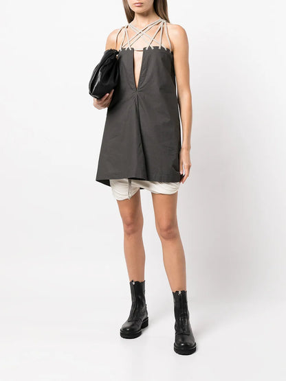 Drawstring-Fastening Shorts