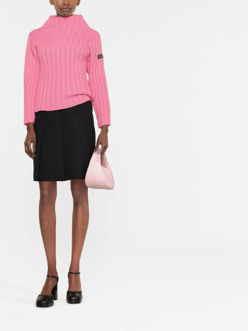 Logo-Patch Ribbed-Knit Jumper