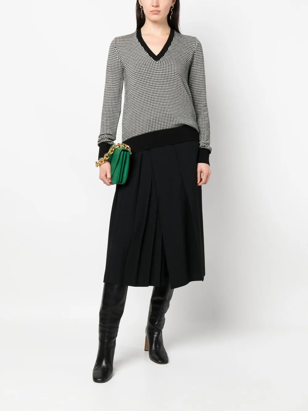Houndstooth V-Neck Jumper