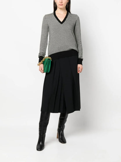 Houndstooth V-Neck Jumper