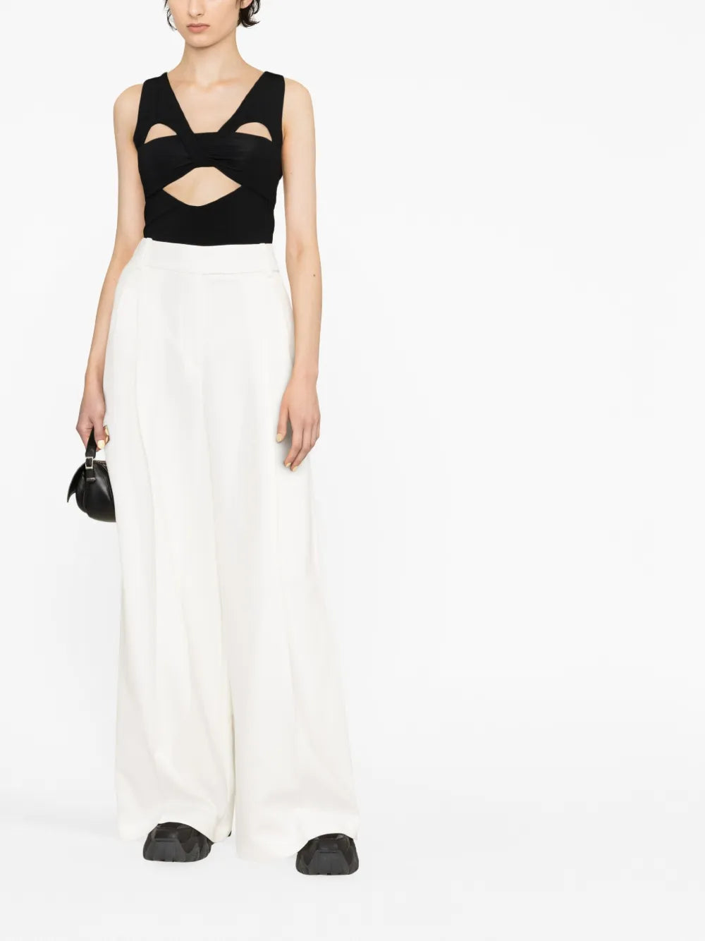 Cut Out-Heart Sleeveless Top