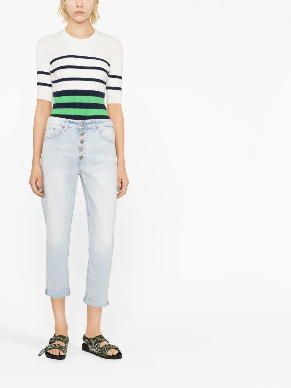 Mid-Rise Cropped Jeans