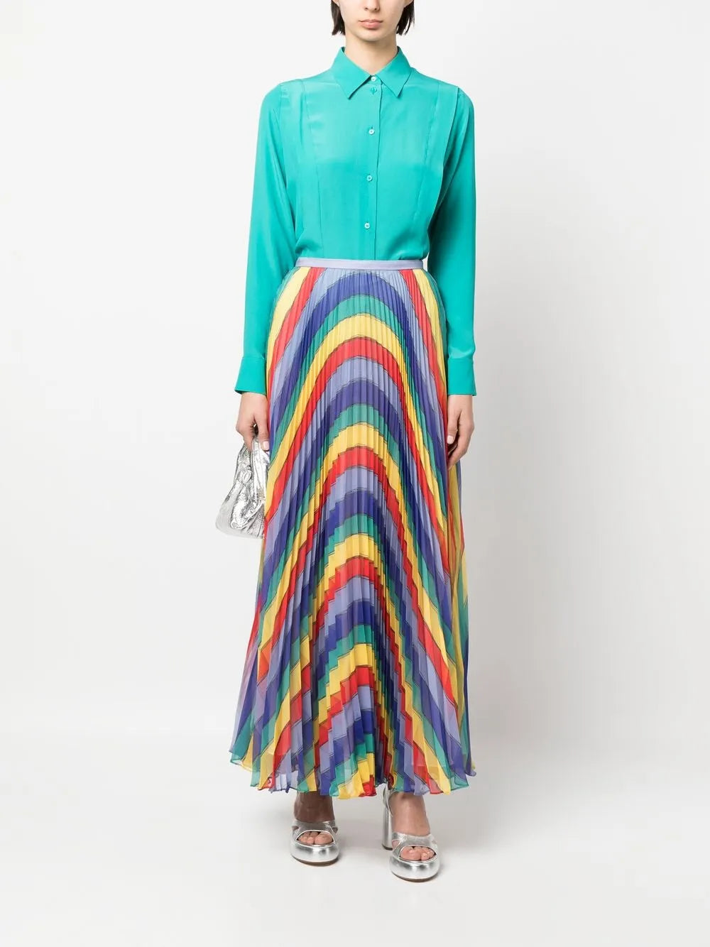 Pointed Collar Buttoned Shirt
