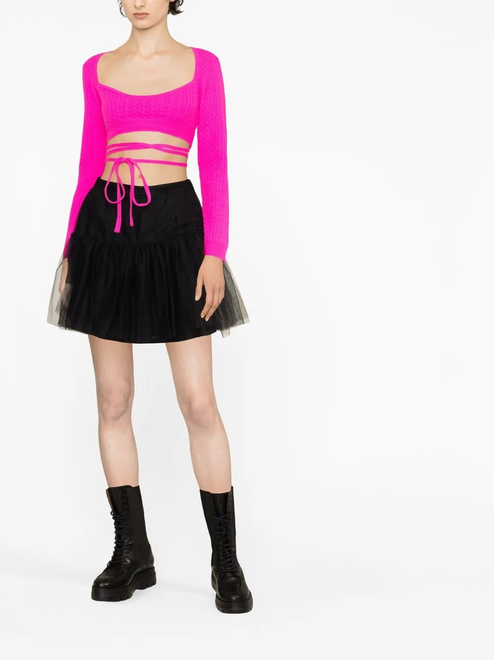 Cropped Tie-Fastening Top