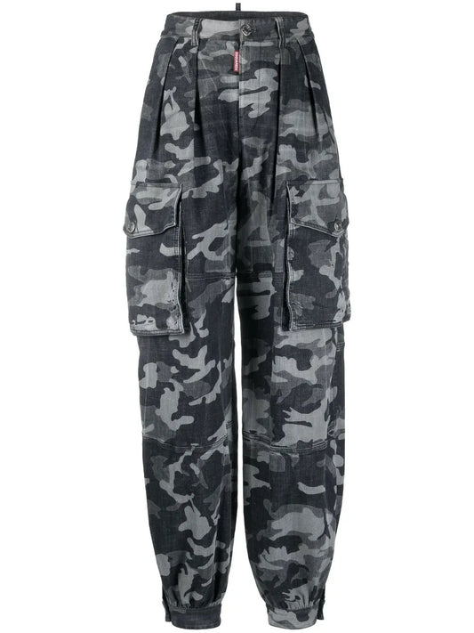 Camouflage-Print Cargo Trousers