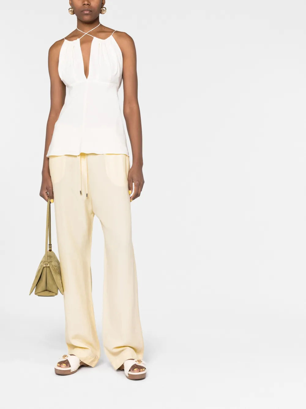 Tie-Fastening Sleeveless Top