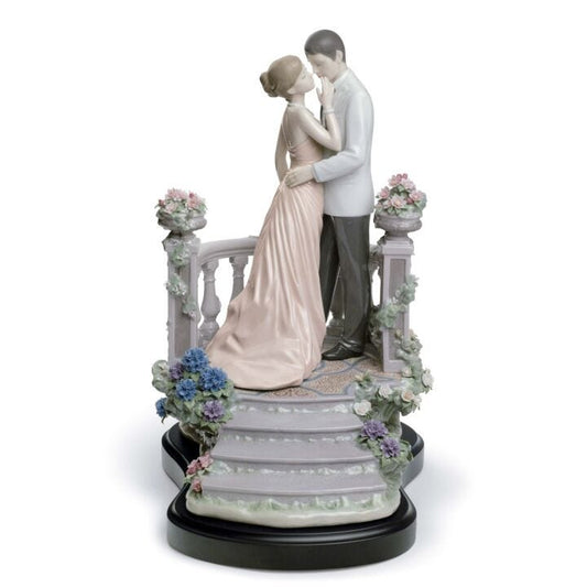 Moonlight Love Couple Figurine