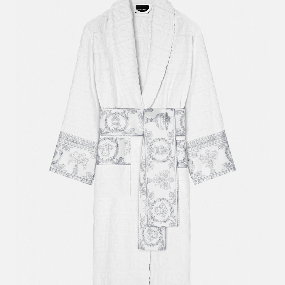 I ♡ Baroque Bathrobe