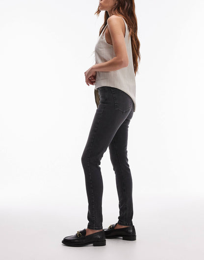 Jamie High Rise Skinny Jean