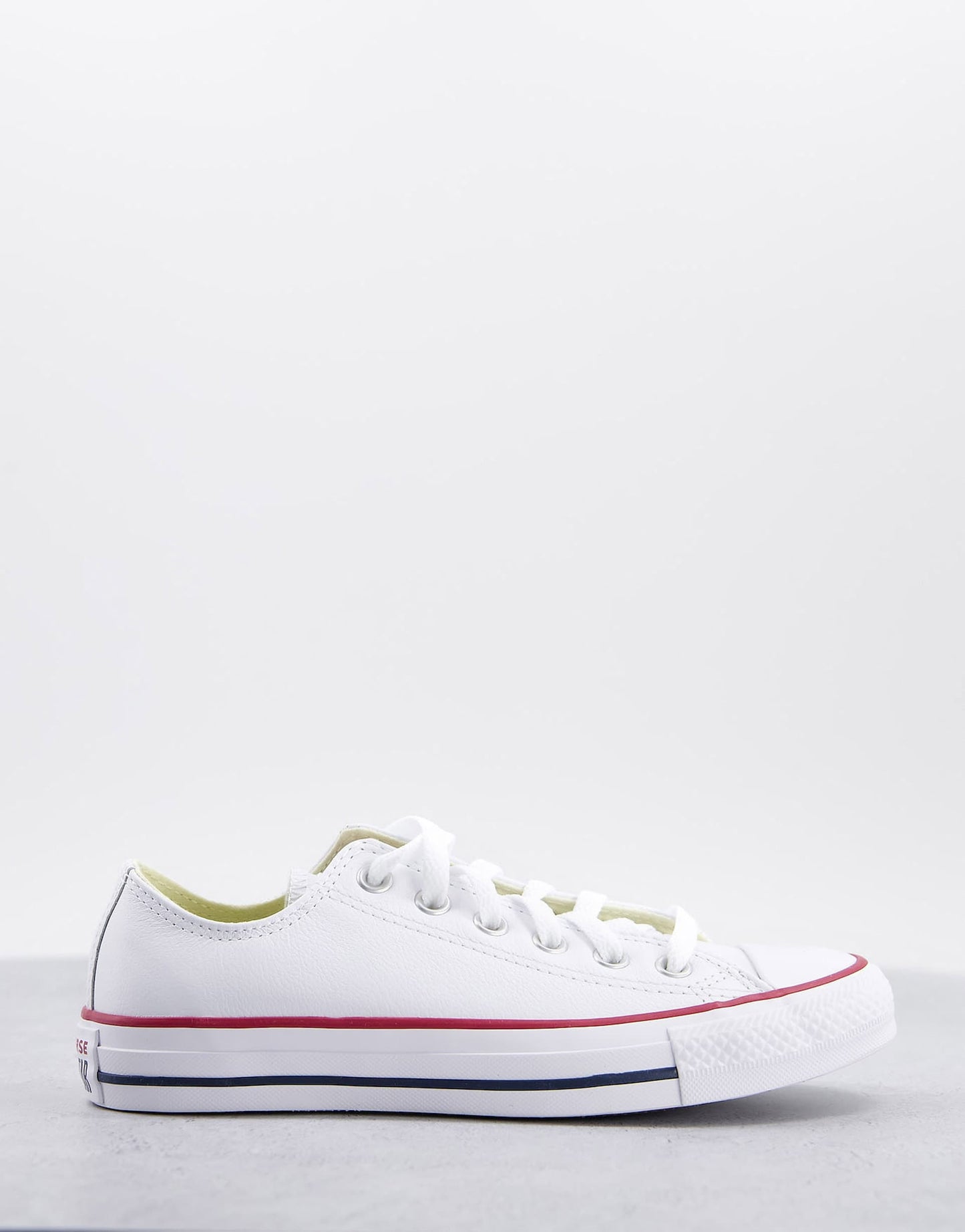 Chuck Taylor All Star Ox Trainers