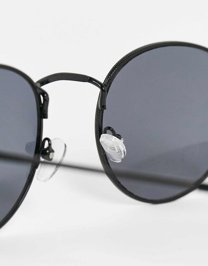 90S Round Metal Sunglasses With Smoke Lens