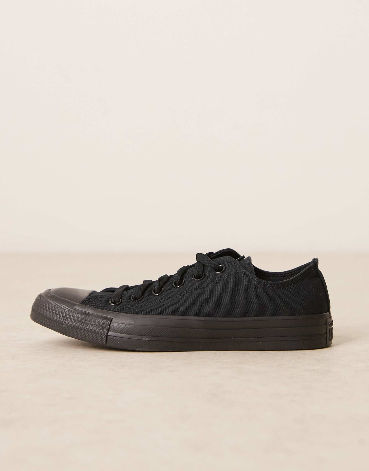 Chuck Taylor All Star Ox Trainers