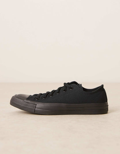 Chuck Taylor All Star Ox Trainers