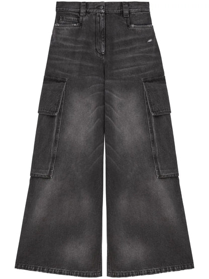 Low-Rise Wide-Leg Jeans