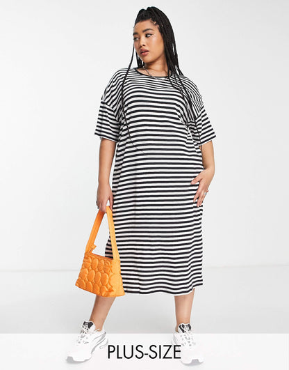 Curve Midi T-Shirt Dress