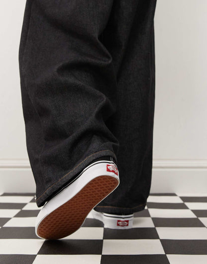 Authentic Trainers