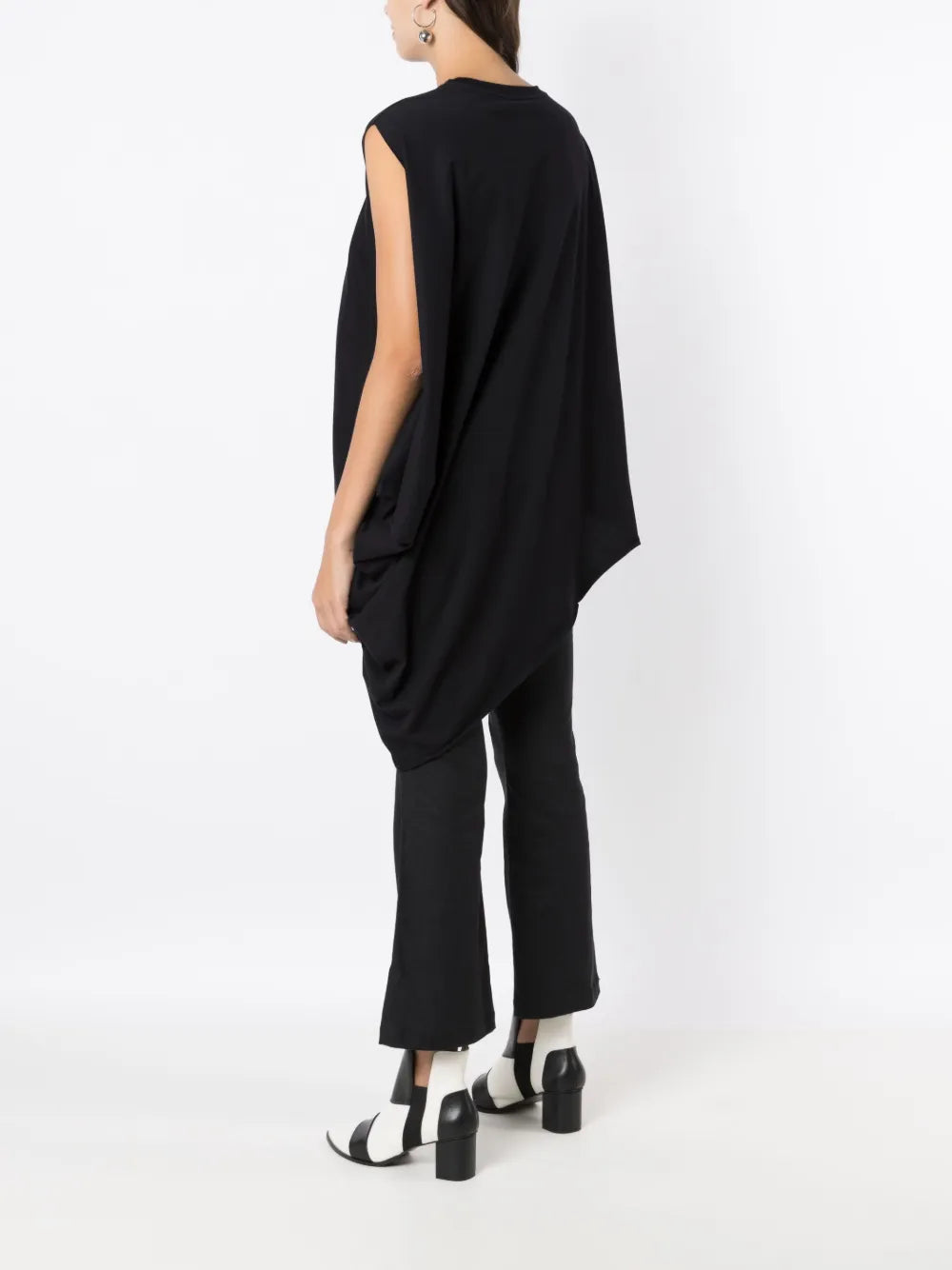Mid-Rise Flared Cropped Trousers