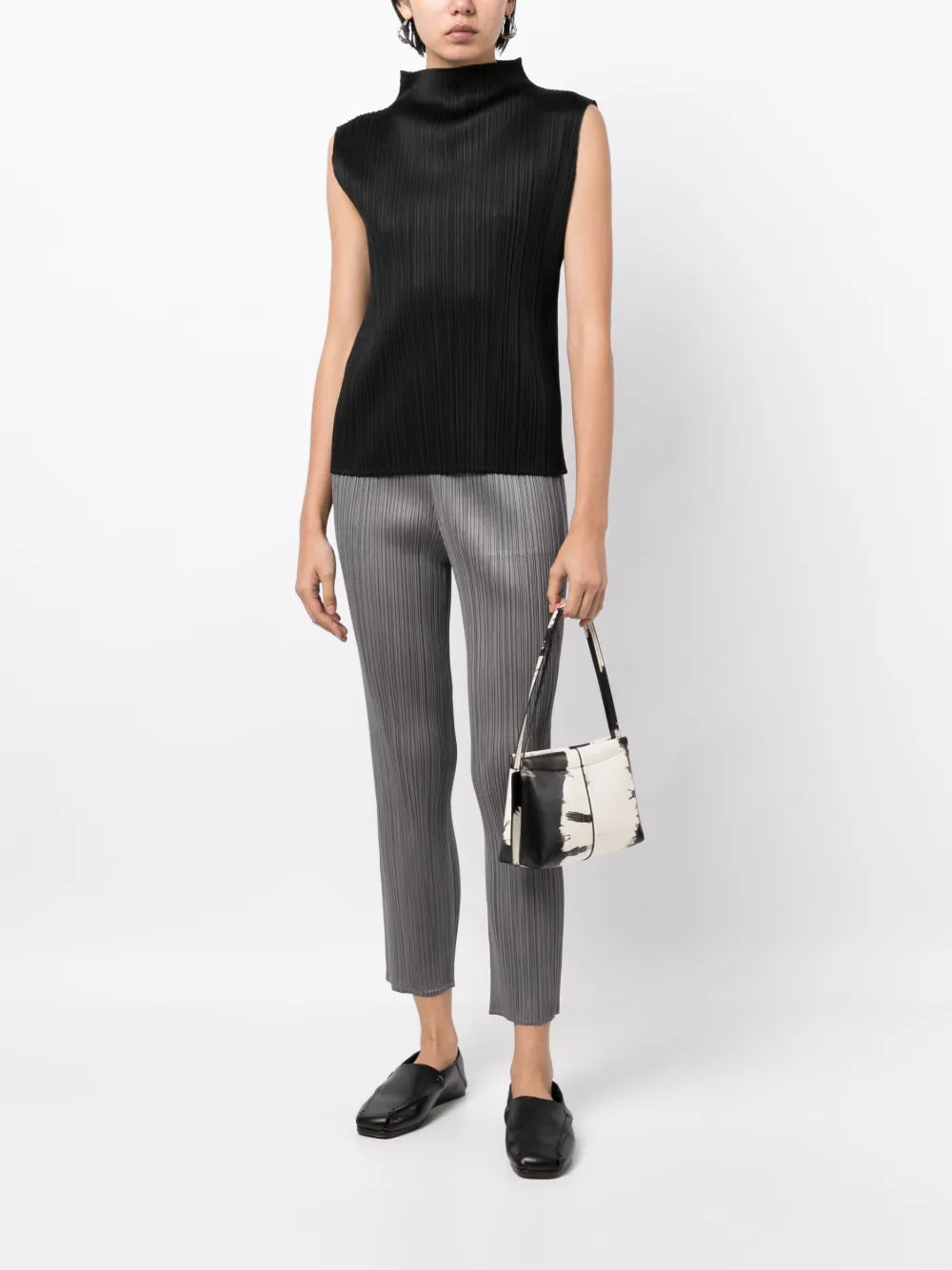 Plissé Cropped Trousers
