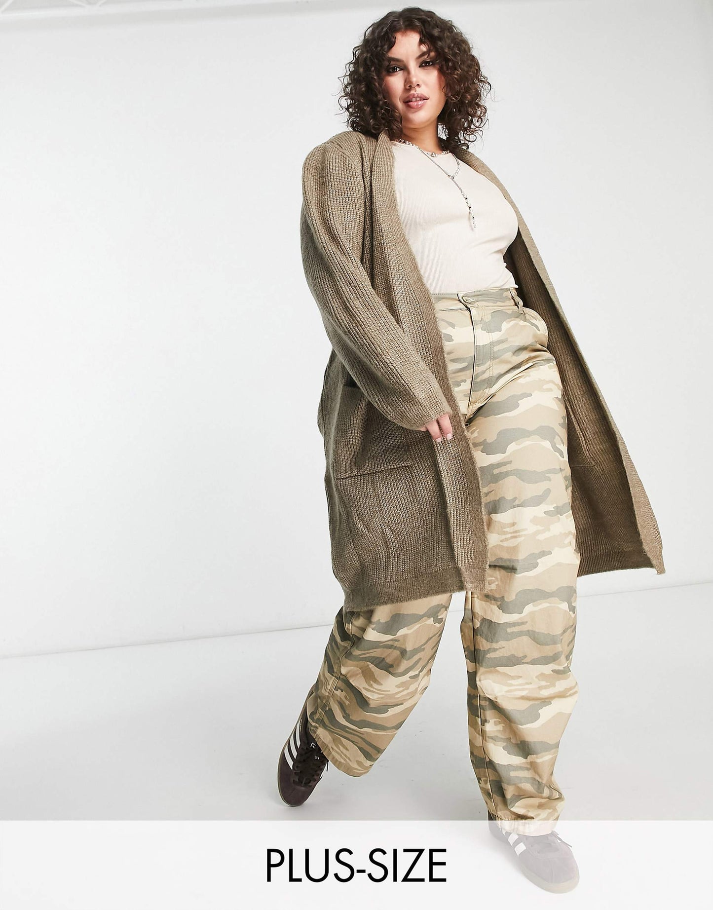 Curve Longline Knitted Cardigan