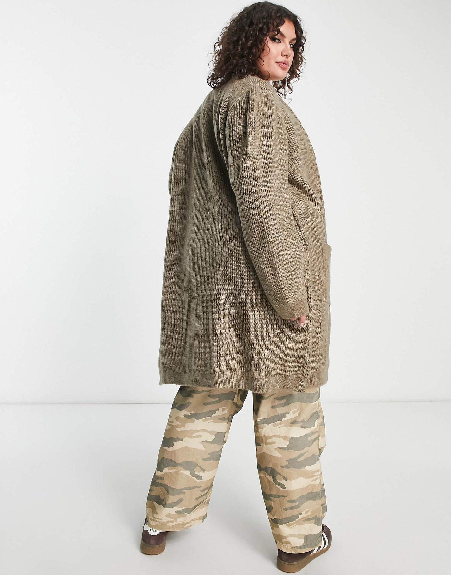 Curve Longline Knitted Cardigan