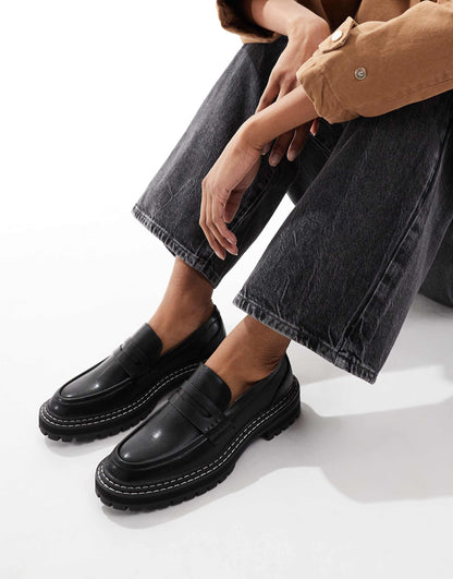 Loafer With Contrast Stitching