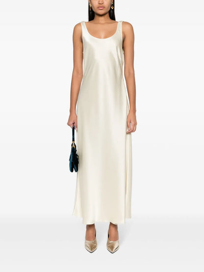 Monra Sleeveless Maxi Dress