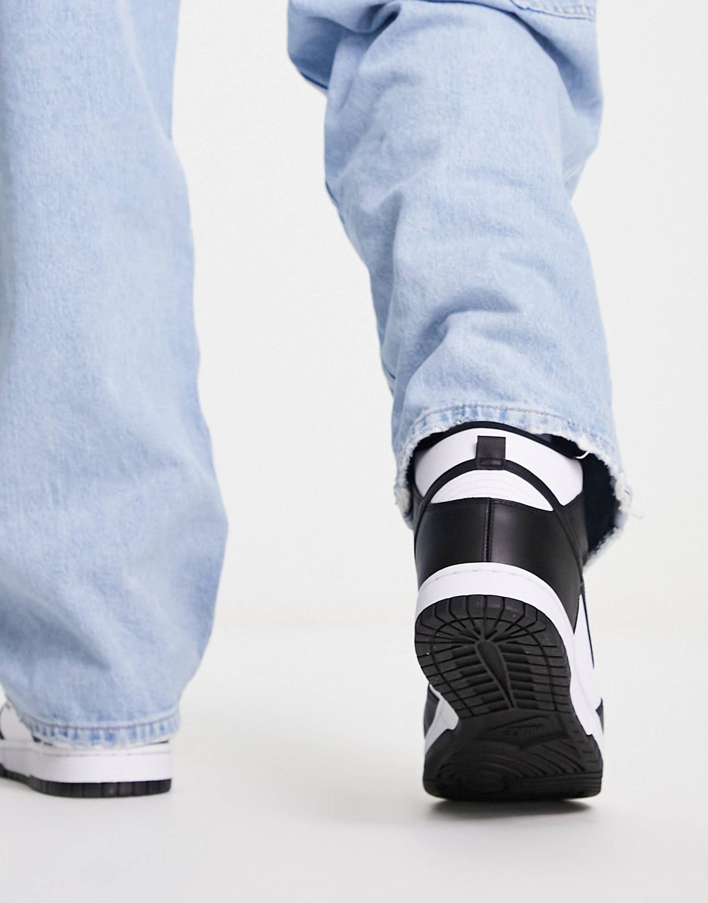 Dunk Hi Retro Trainers