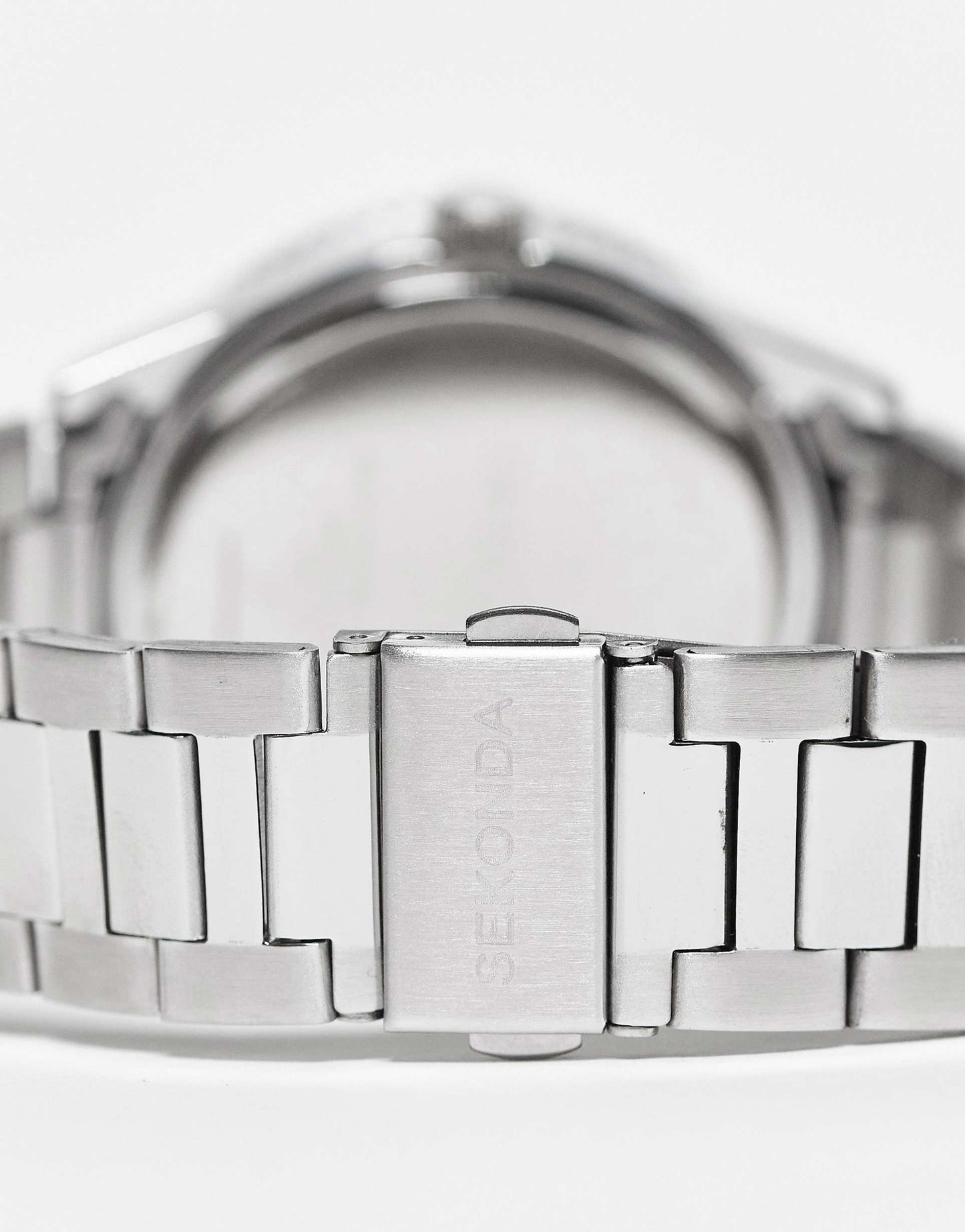 Mens Bracelet Diver Watch With Black Dial